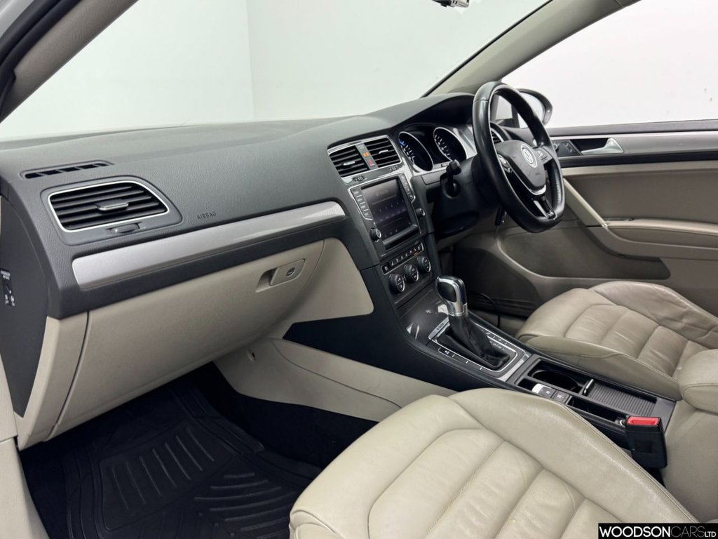 Used Volkswagen Golf 2015 for sale - 77990608: Photo 6