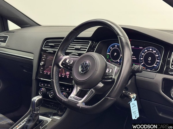 Used Volkswagen Golf 2017 for sale - 76309451: Photo 21