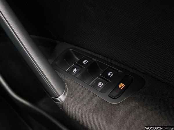 Used Volkswagen Golf 2017 for sale - 76309451: Photo 33