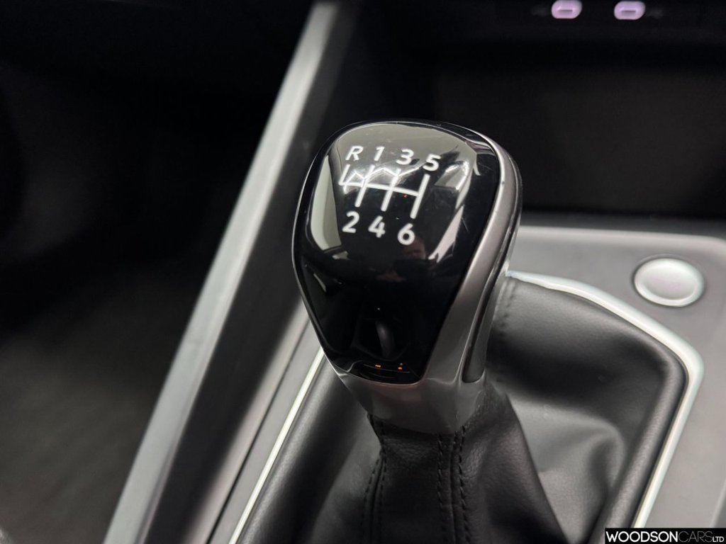 Used Volkswagen Golf 2021 for sale - 76642169: Photo 21