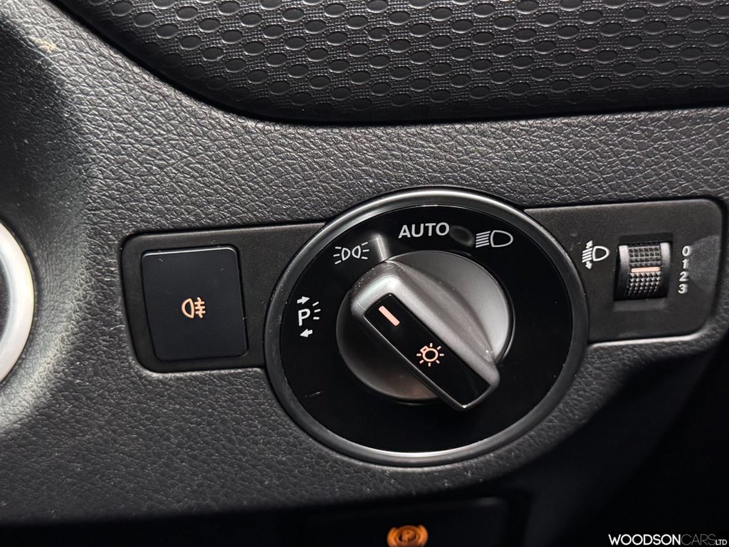 Used Mercedes-Benz A-Class 2018 for sale - 77680365: Photo 36