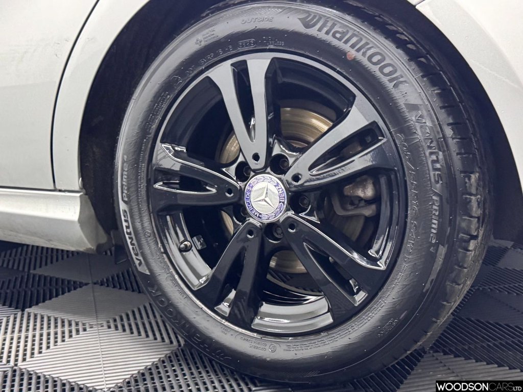 Used Mercedes-Benz A-Class 2018 for sale - 77680365: Photo 46