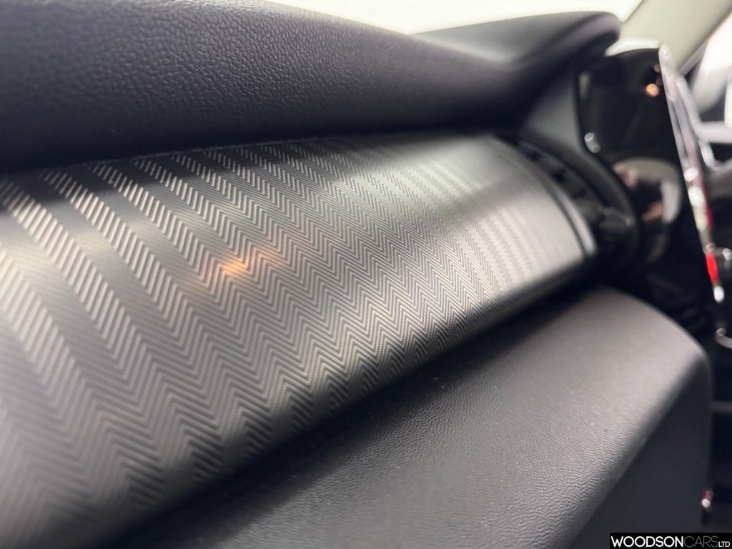 Used MINI Hatch 2019 for sale - 77499428: Photo 32