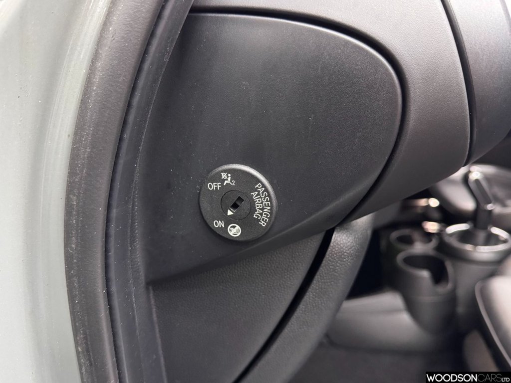 Used MINI Hatch 2019 for sale - 77499428: Photo 33