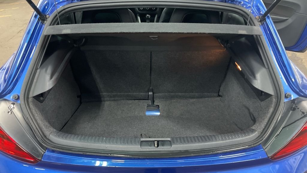 Used Volkswagen Scirocco 2015 for sale - 76768231: Photo 13