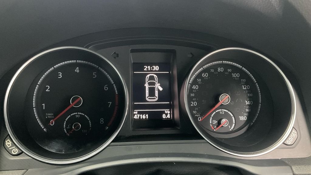 Used Volkswagen Scirocco 2015 for sale - 76768231: Photo 7