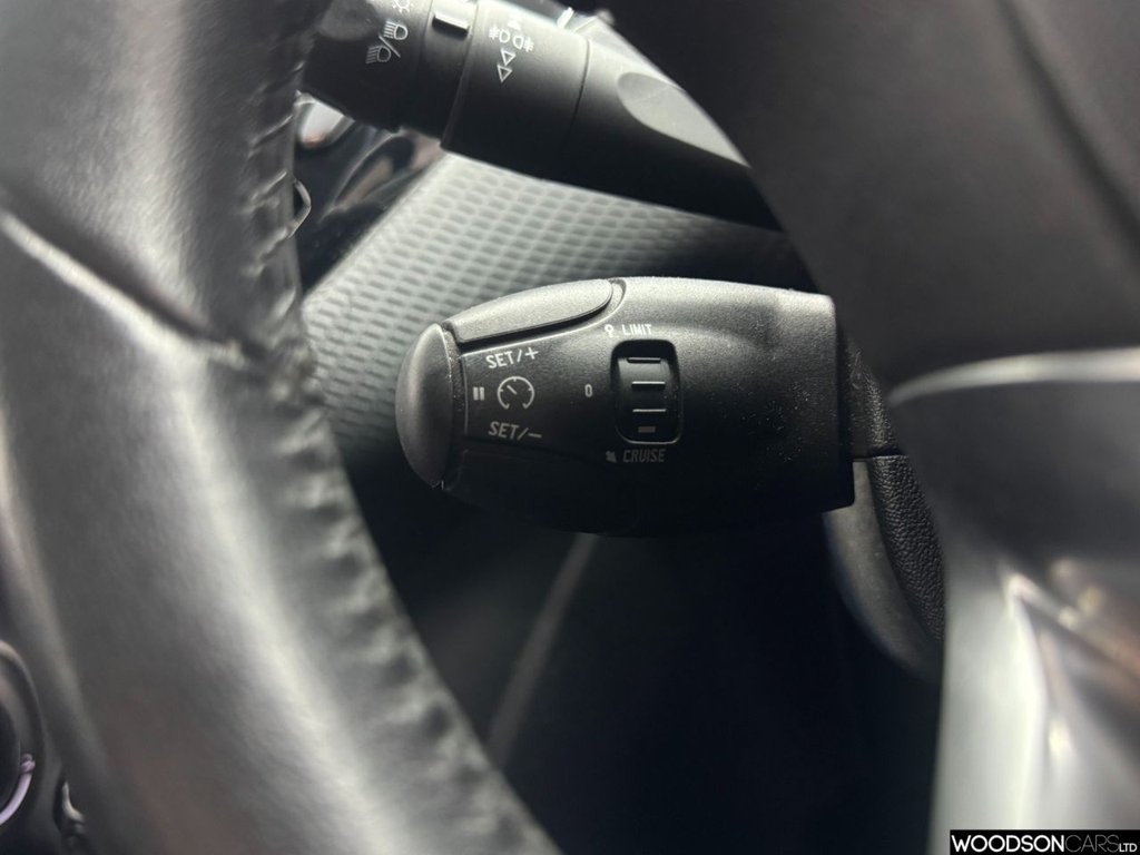 Used Peugeot 2008 2015 for sale - 78096275: Photo 33