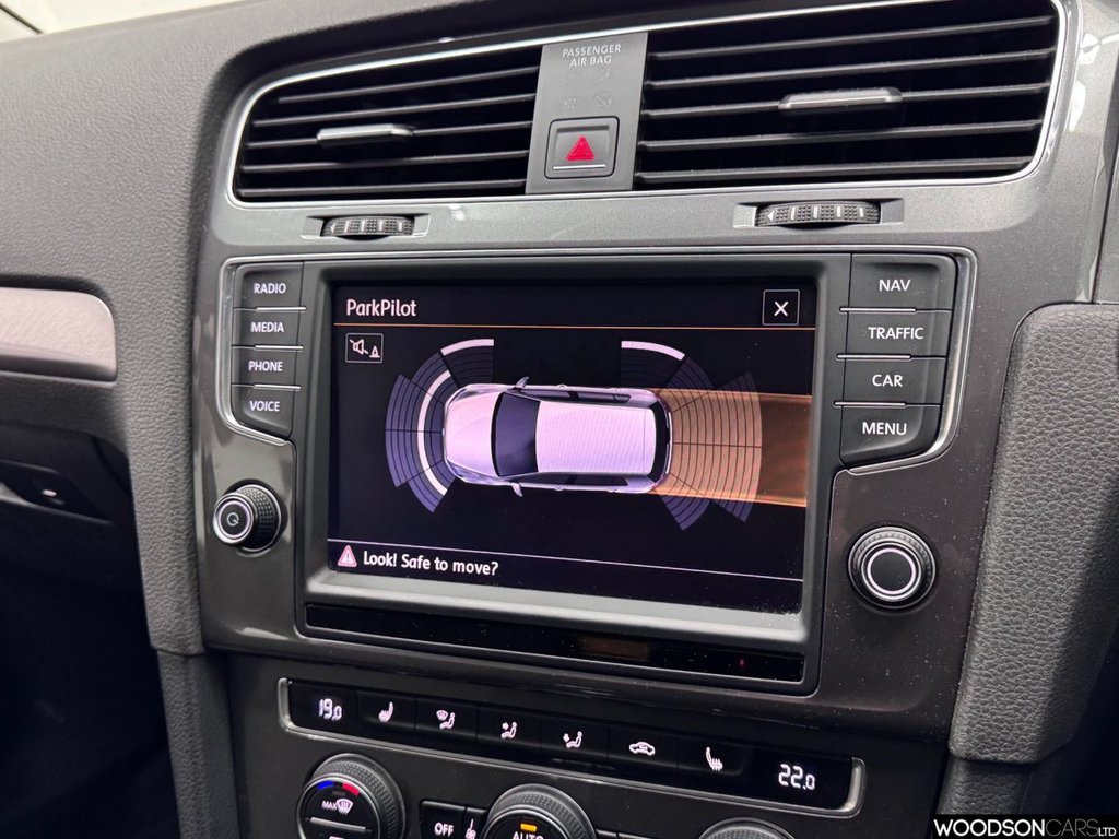 Used Volkswagen Golf 2014 for sale - 76686570: Photo 13