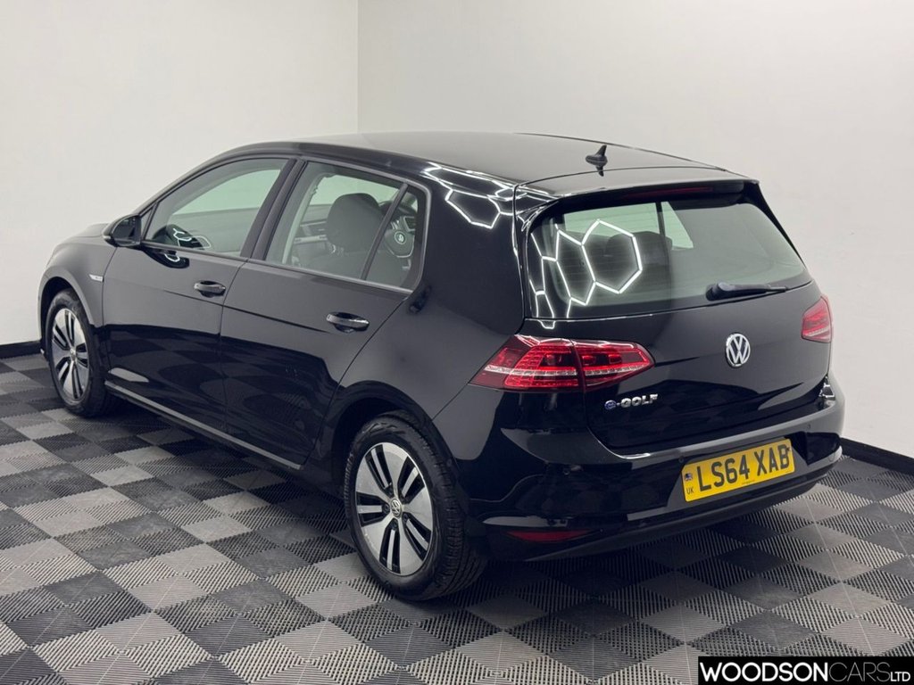 Used Volkswagen Golf 2014 for sale - 76686570: Photo 2