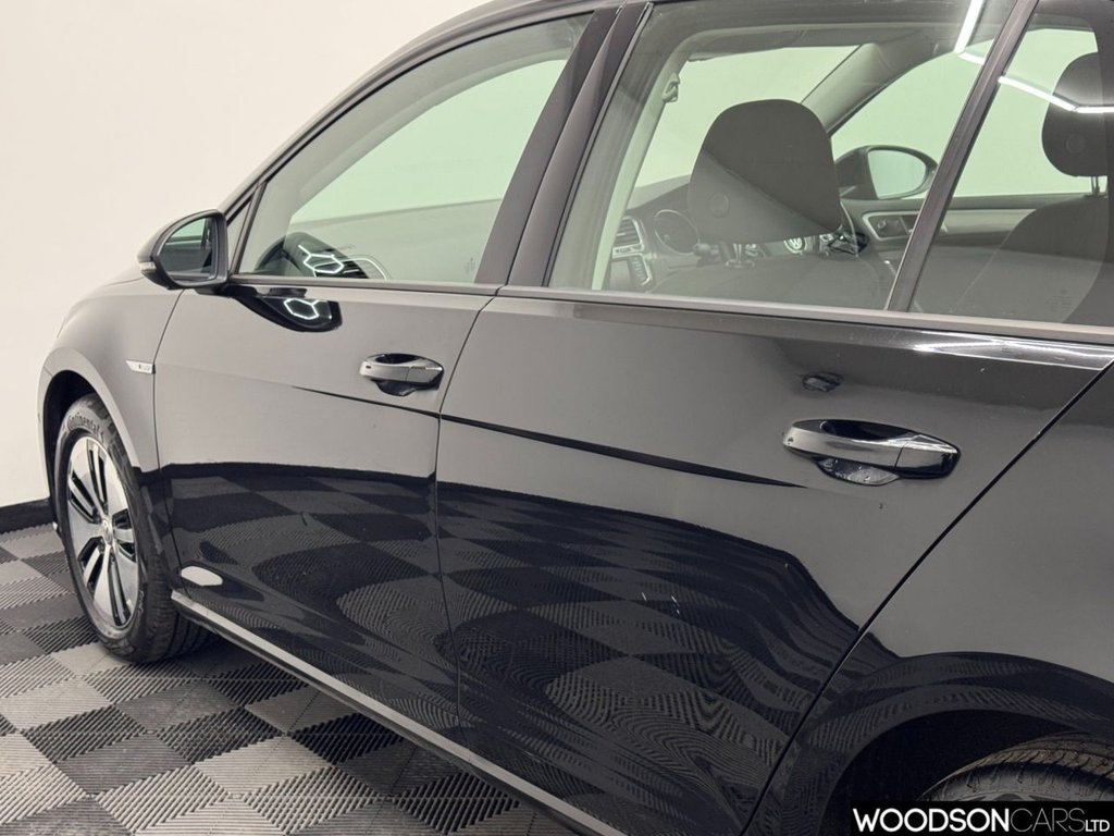 Used Volkswagen Golf 2014 for sale - 76686570: Photo 23