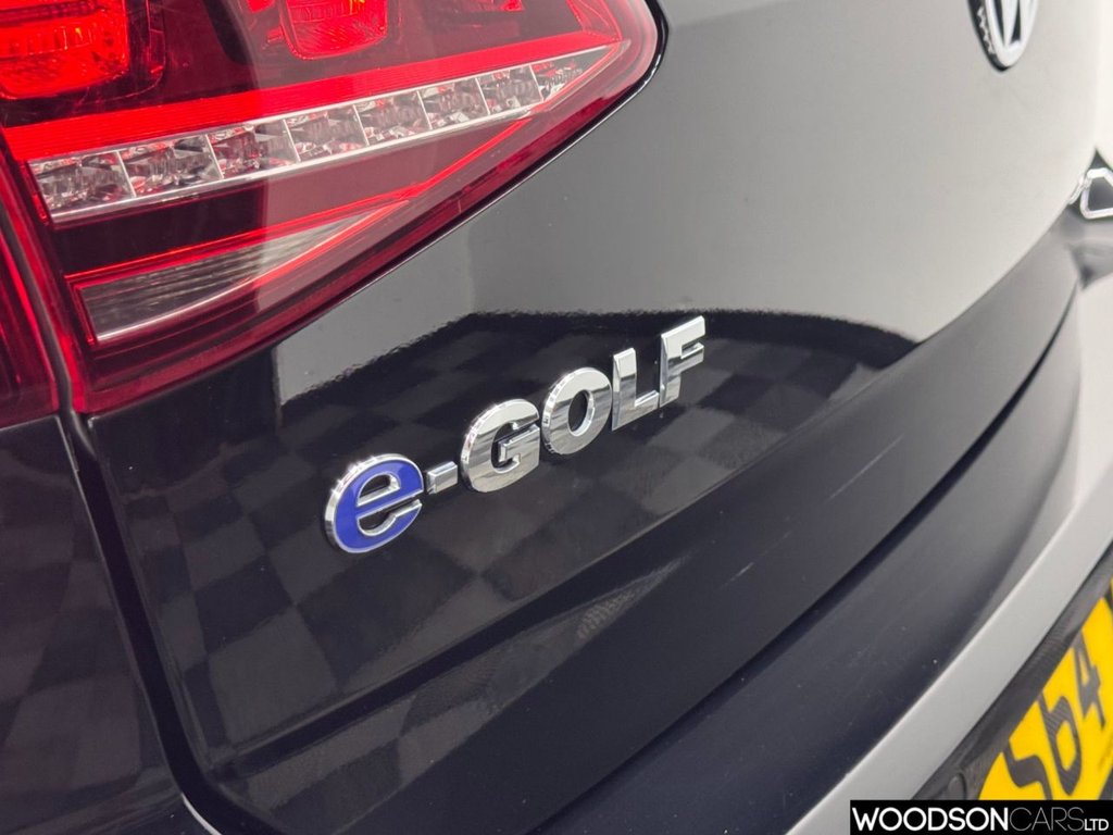 Used Volkswagen Golf 2014 for sale - 76686570: Photo 27