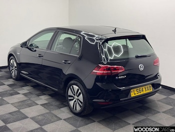 Used Volkswagen Golf 2014 for sale - 76686570: Photo
