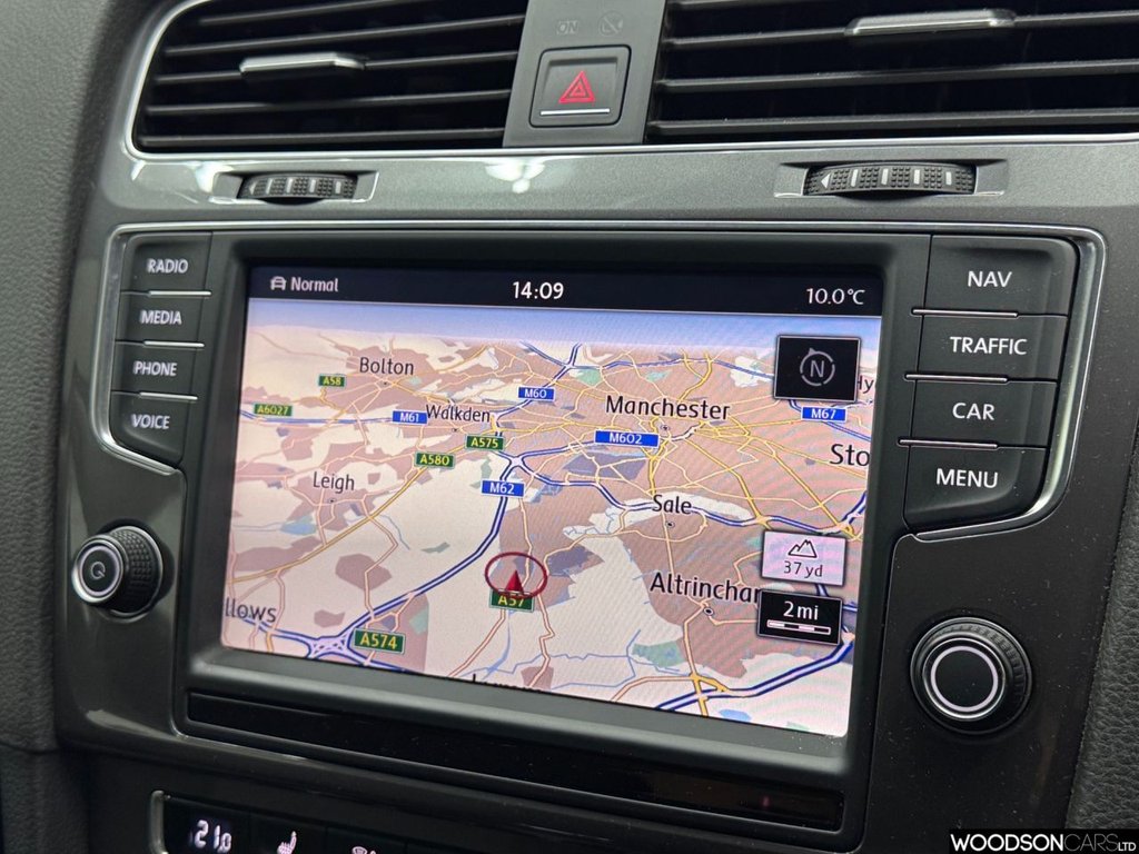 Used Volkswagen Golf 2014 for sale - 76686570: Photo 9