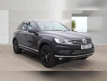Used Volkswagen Touareg 2017 for sale - 79289229: Photo