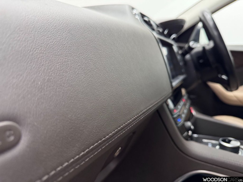 Used Jaguar F-Pace 2017 for sale - 77027416: Photo 33