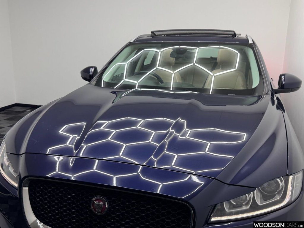 Used Jaguar F-Pace 2017 for sale - 77027416: Photo 43