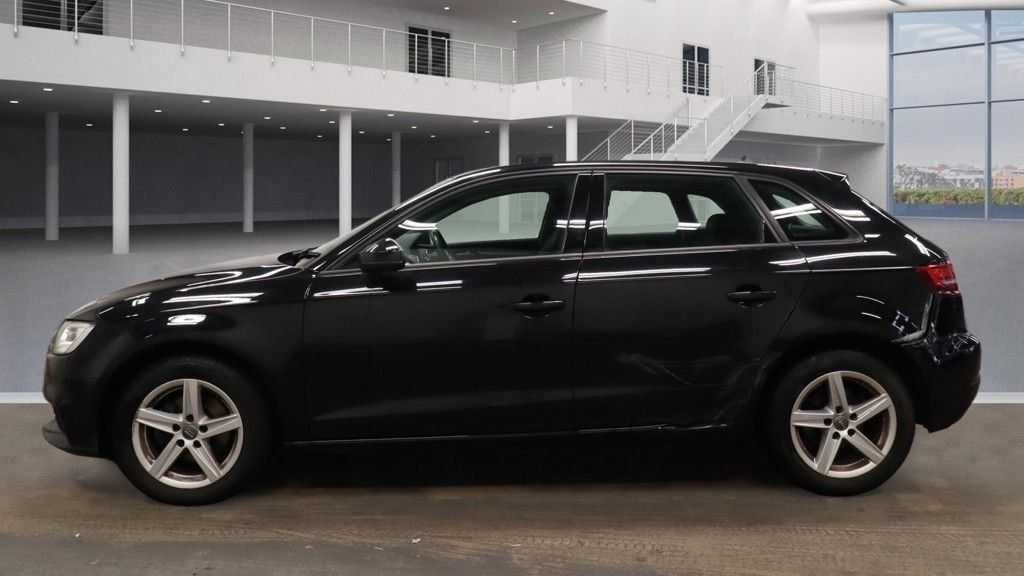 Used Audi A3 2018 for sale - 77089226: Photo 12