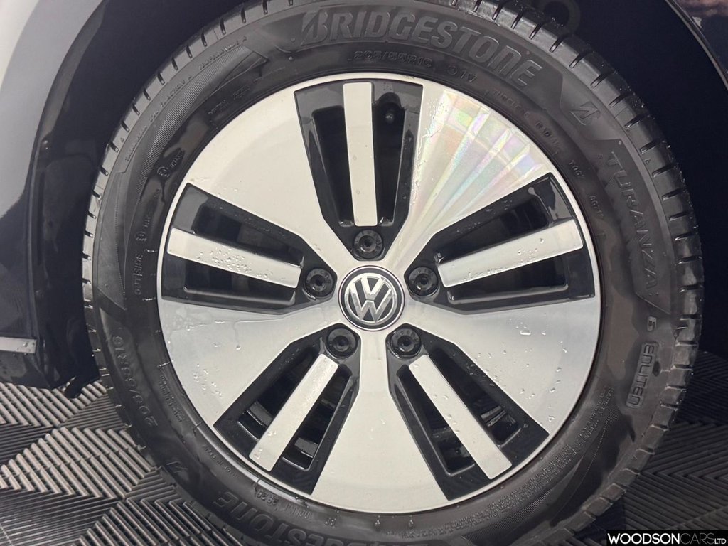 Used Volkswagen Golf 2019 for sale - 76841698: Photo 42