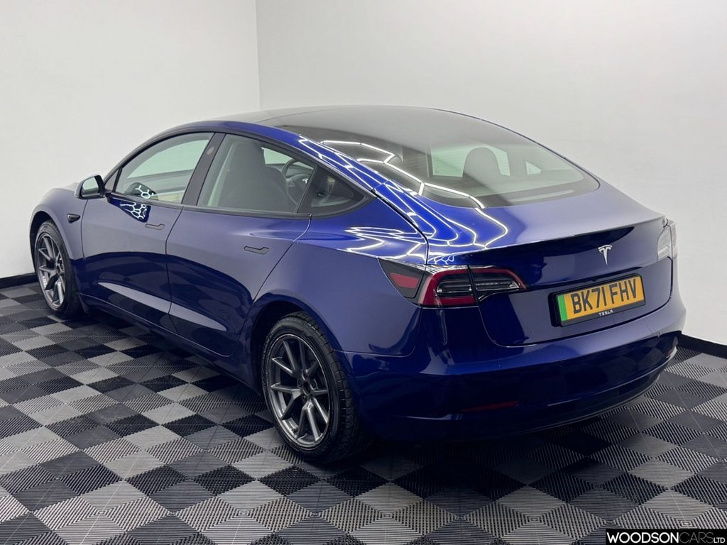Used Tesla Model 3 2021 for sale - 76623395: Photo 2