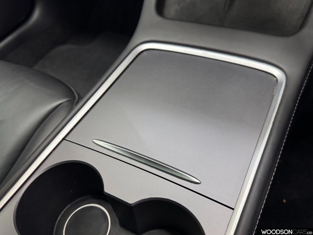 Used Tesla Model 3 2021 for sale - 76623395: Photo 32