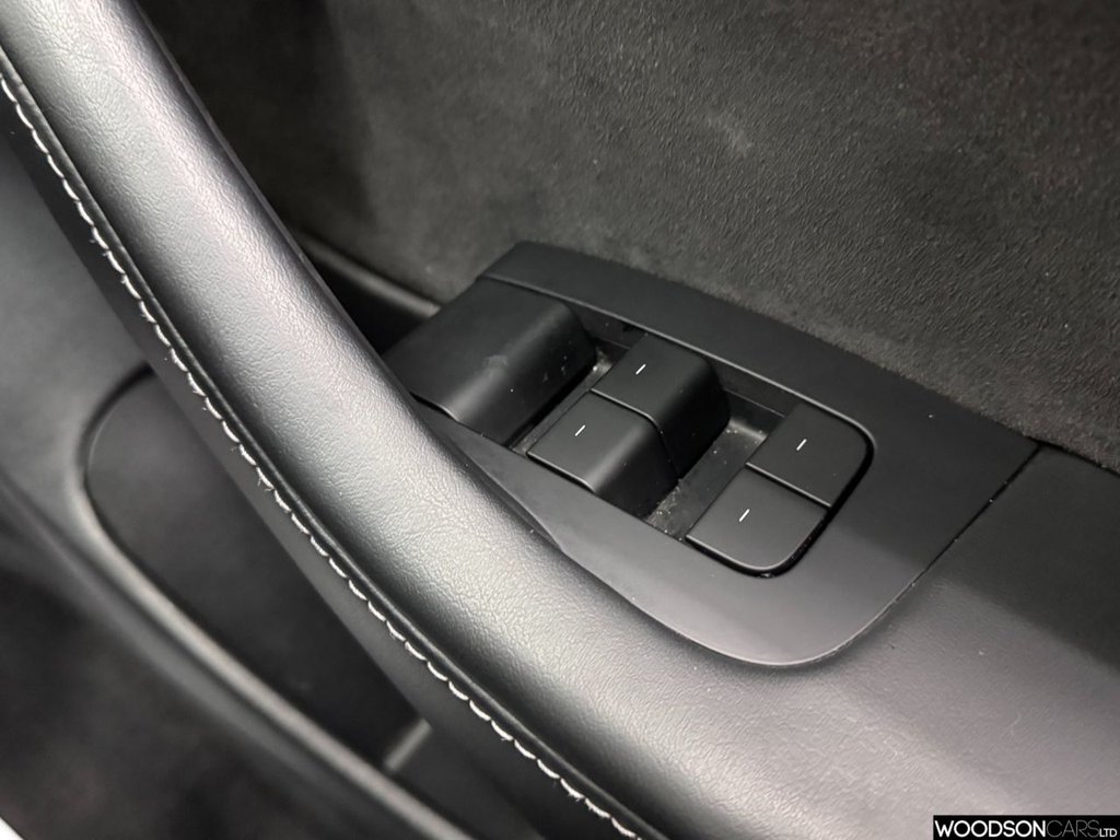 Used Tesla Model 3 2021 for sale - 76623395: Photo 37