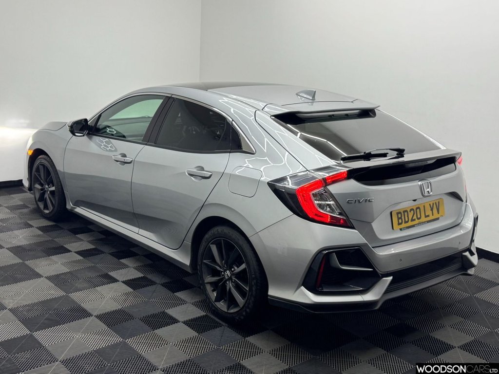 Used Honda Civic 2020 for sale - 77608705: Photo 2