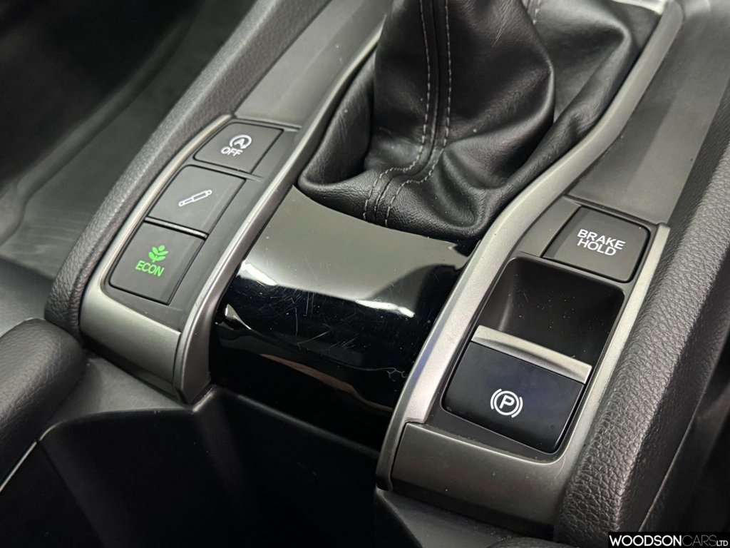 Used Honda Civic 2020 for sale - 77608705: Photo 32