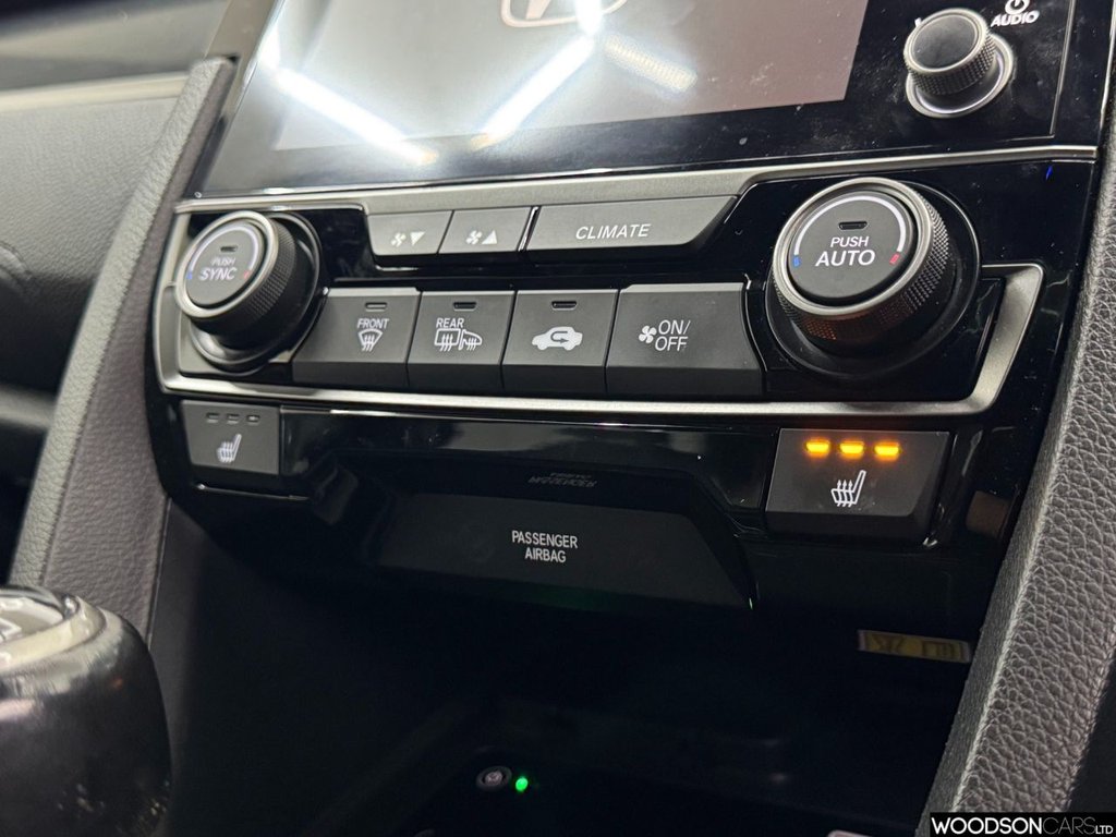 Used Honda Civic 2020 for sale - 77608705: Photo 34