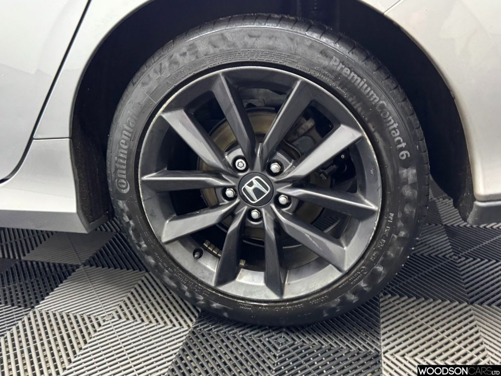 Used Honda Civic 2020 for sale - 77608705: Photo 48