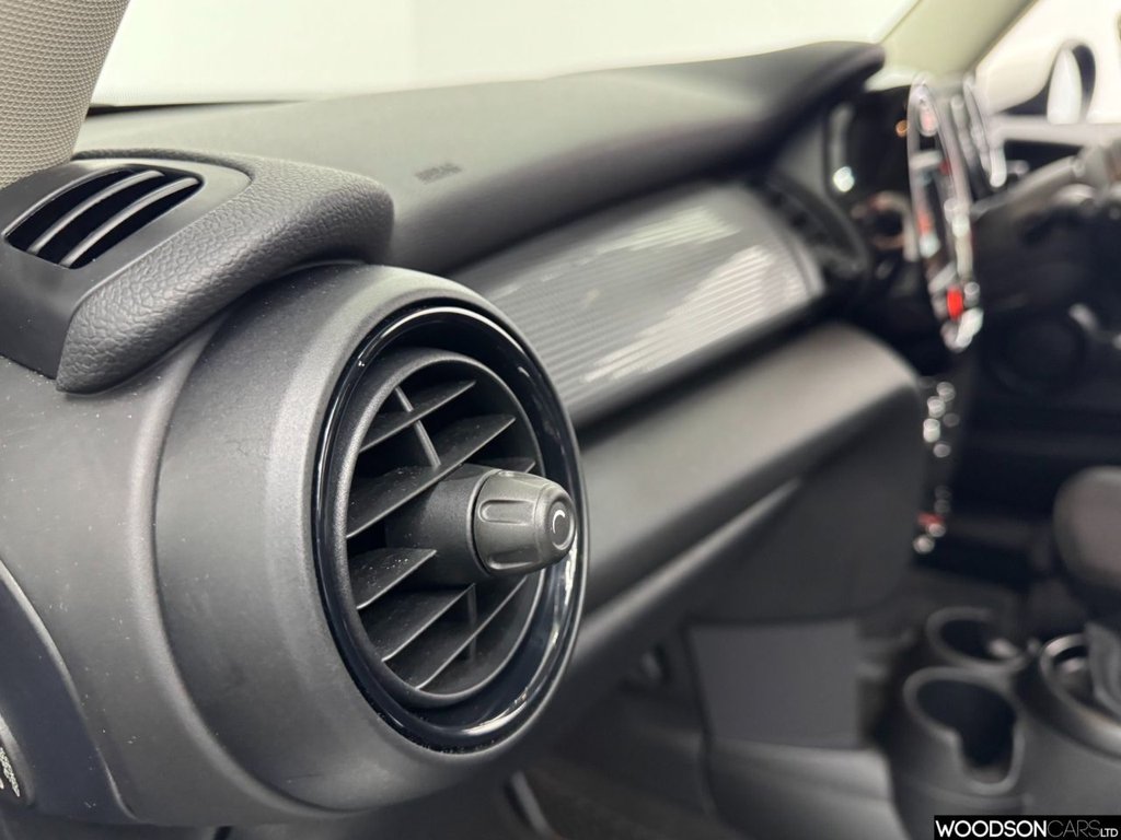 Used MINI Hatch 2018 for sale - 77413451: Photo 33