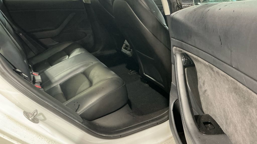 Used Tesla Model 3 2019 for sale - 77920520: Photo 6