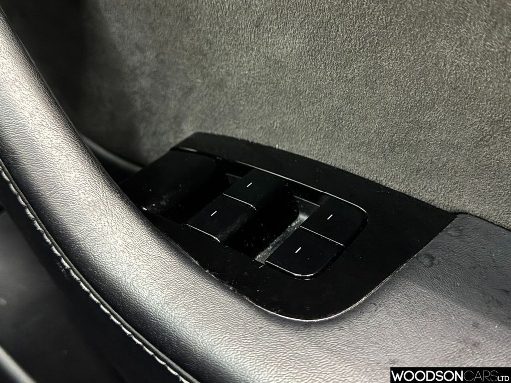 Used Tesla Model 3 2020 for sale - 77498719: Photo 32