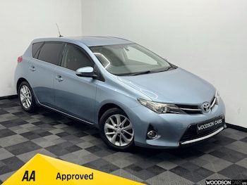 Used Toyota Auris 2014 for sale - 77627401: Photo