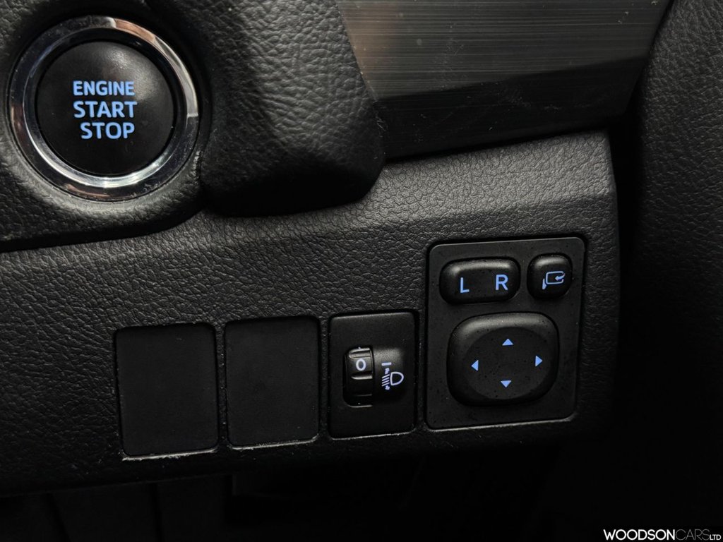 Used Toyota Auris 2014 for sale - 77627401: Photo 23