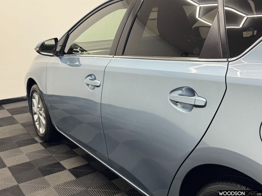 Used Toyota Auris 2014 for sale - 77627401: Photo 39