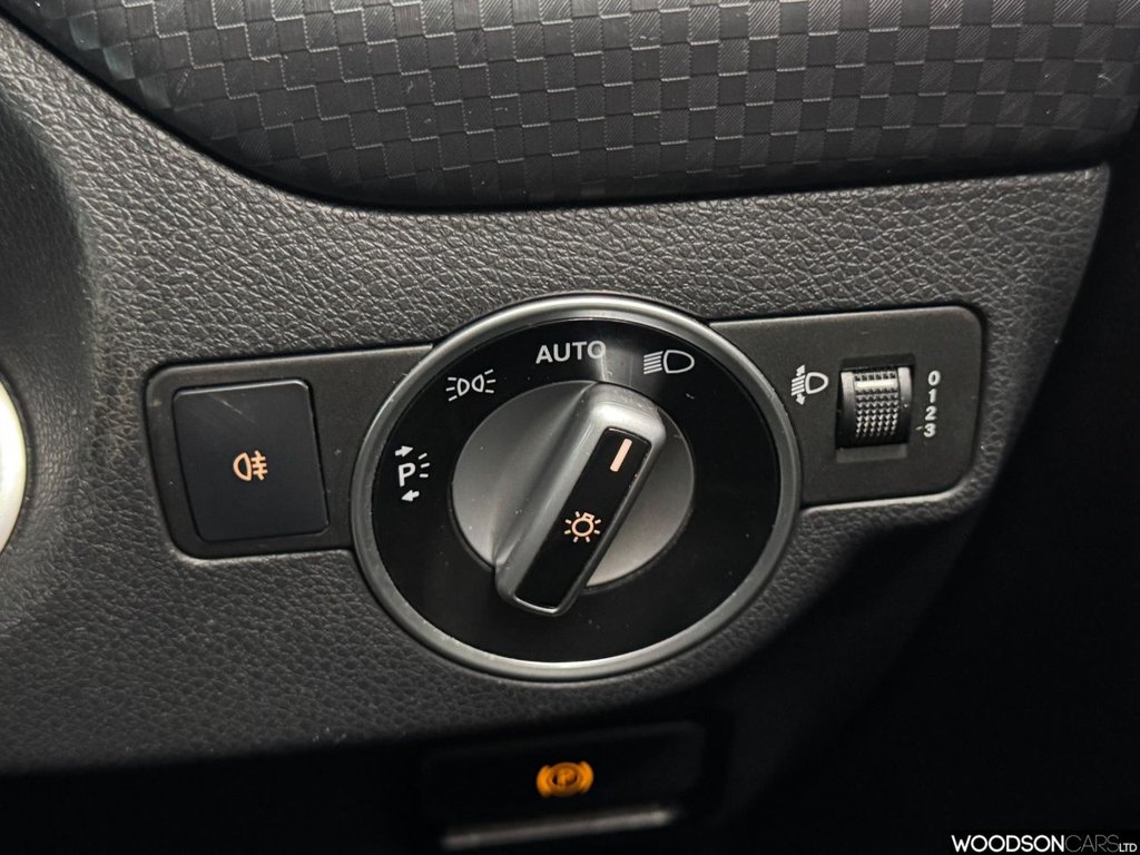 Used Mercedes-Benz A-Class 2017 for sale - 77697956: Photo 35