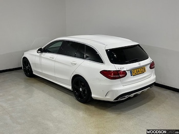 Used Mercedes-Benz C-Class 2014 for sale - 75911937: Photo