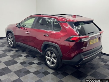 Used Toyota RAV4 2019 for sale - 79358232: Photo