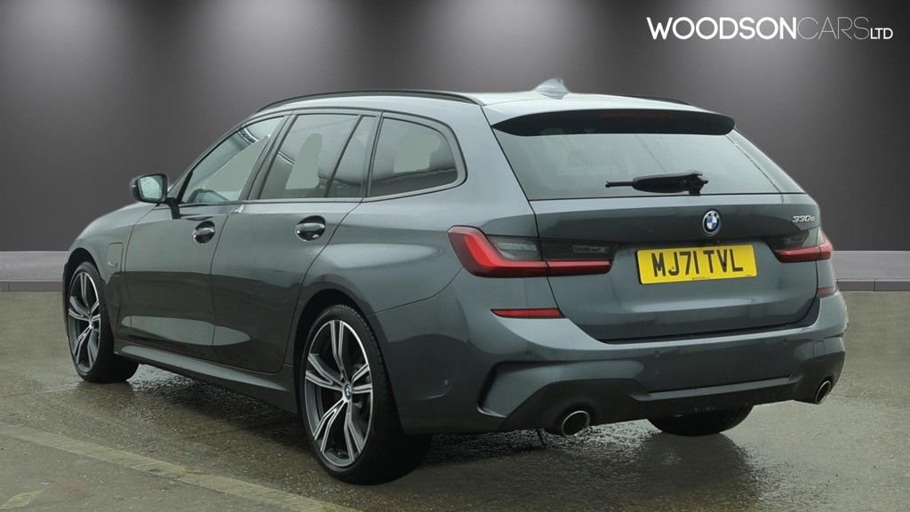 Used BMW 3 Series 2021 for sale - 77990803: Photo 2