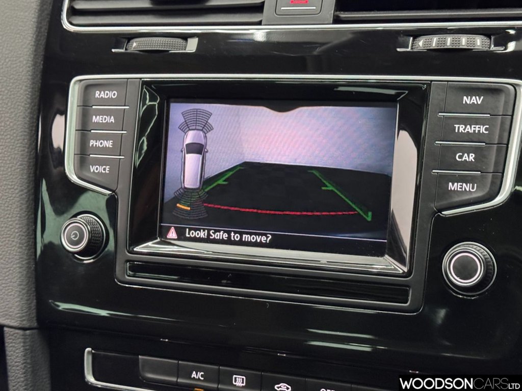 Used Volkswagen Golf 2015 for sale - 77065045: Photo 14