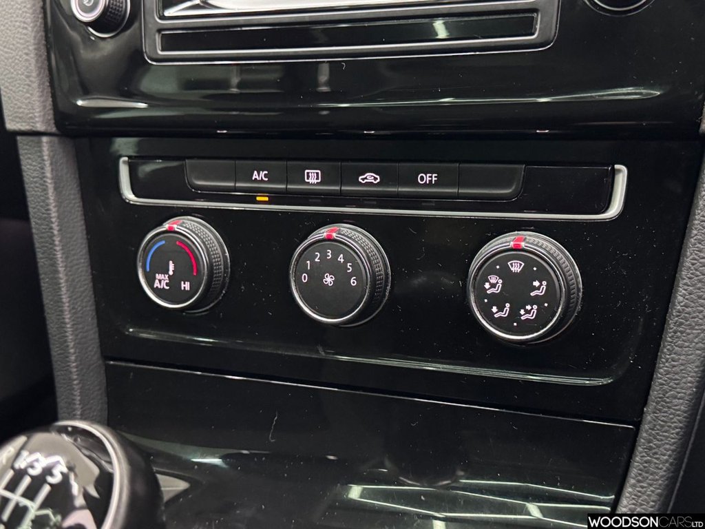 Used Volkswagen Golf 2015 for sale - 77065045: Photo 15