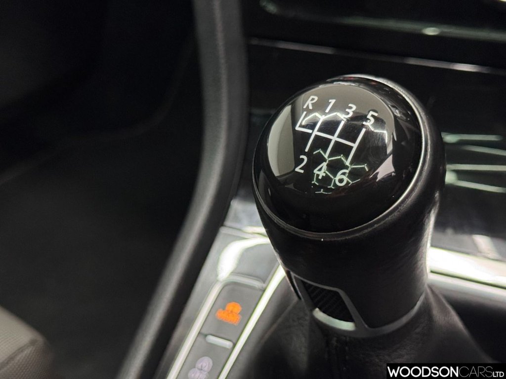 Used Volkswagen Golf 2015 for sale - 77065045: Photo 16