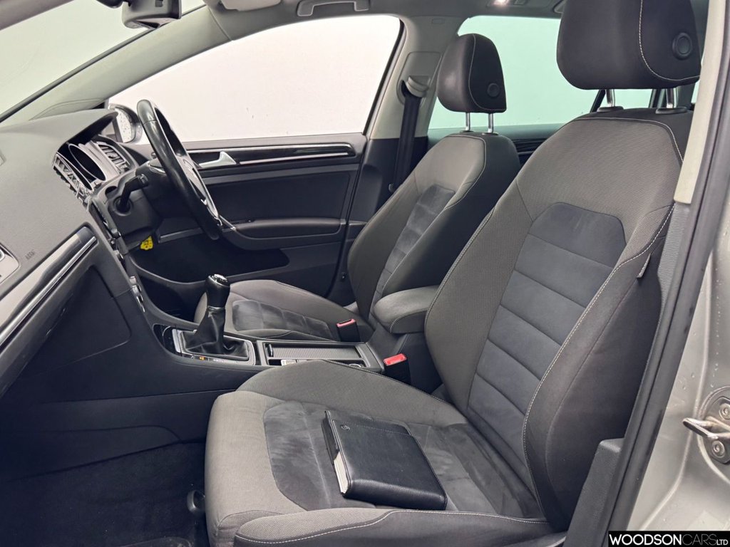 Used Volkswagen Golf 2015 for sale - 77065045: Photo 6