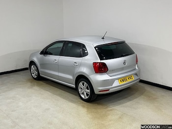 Used Volkswagen Polo 2016 for sale - 75631131: Photo