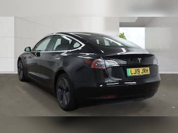 Used Tesla Model 3 2019 for sale - 79666805: Photo