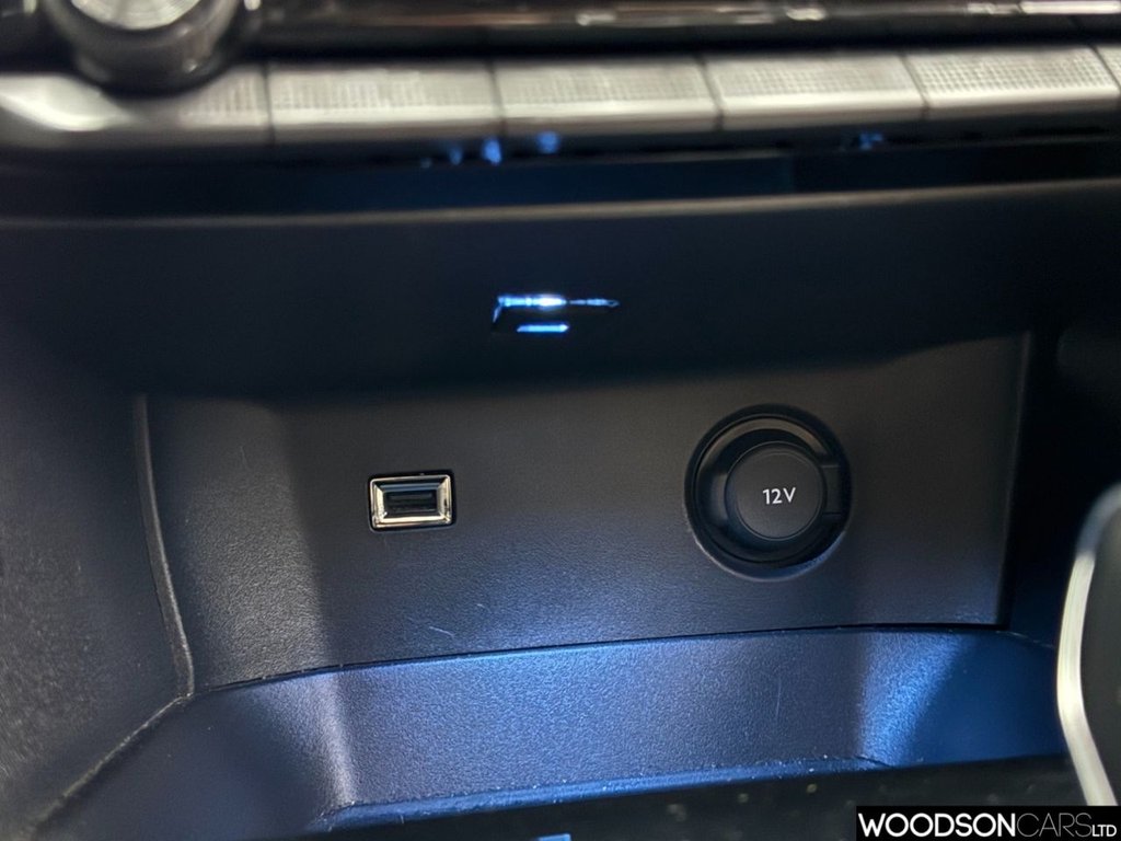 Used Peugeot 3008 2018 for sale - 77372862: Photo 38