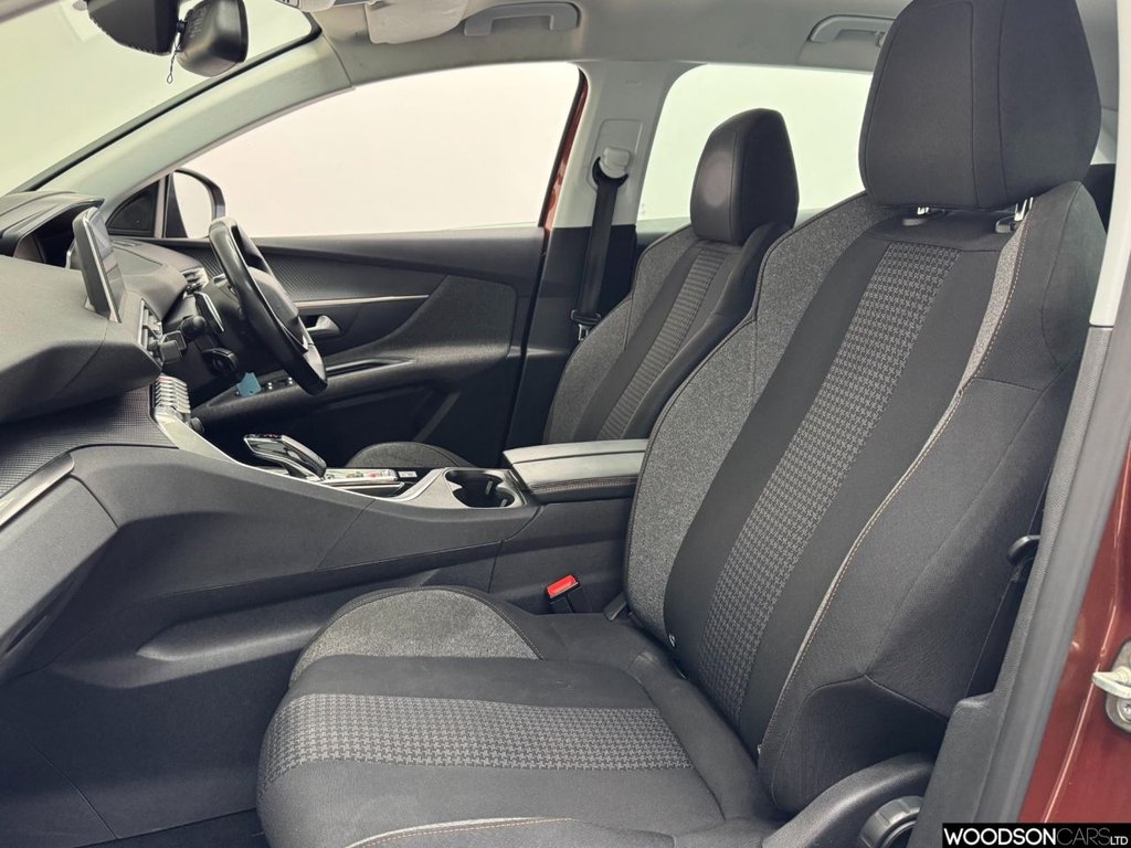 Used Peugeot 3008 2018 for sale - 77372862: Photo 6