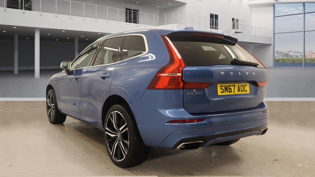 Used Volvo XC60 2017 for sale - 77693278: Photo 2