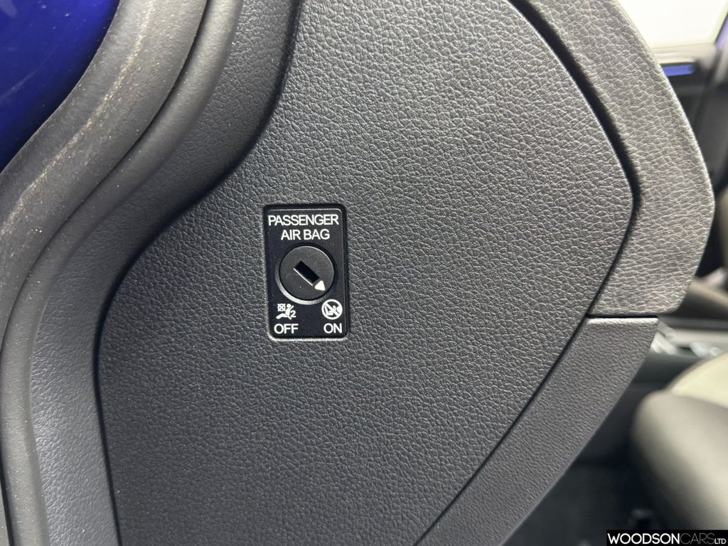 Used Volkswagen Golf 2014 for sale - 77849576: Photo 33