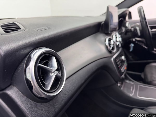 Used Mercedes-Benz GLA 2019 for sale - 76345272: Photo 33